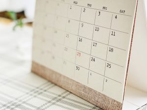 【カレンダー】今がチャンス！年末挨拶で差がつく「名入れカレンダー」の戦略的活用法
